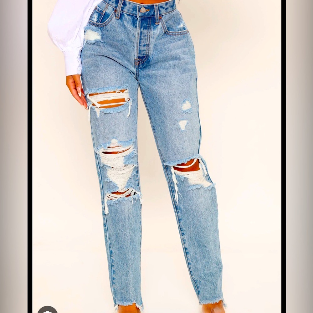 Fashion Nova Blue Straight Leg Jeans with Distressed Details